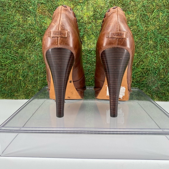 UGG Jamison Brown Leather - Picture 6 of 13